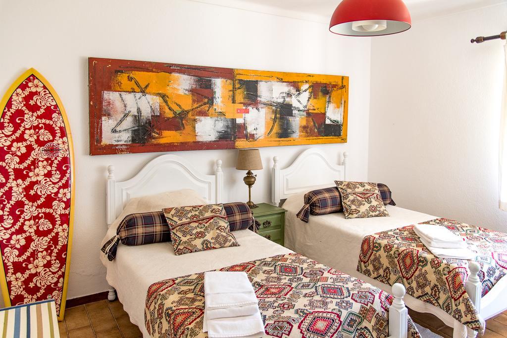 Moby Dick Lodge Malveira da Serra Eksteriør billede